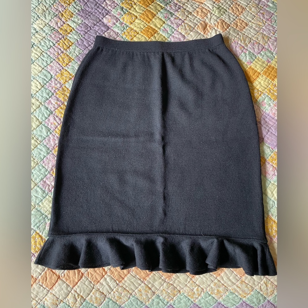 St. John Ruffled Edge Skirt